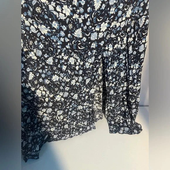 Blue floral, Long maxi skirt - Picture 2 of 3